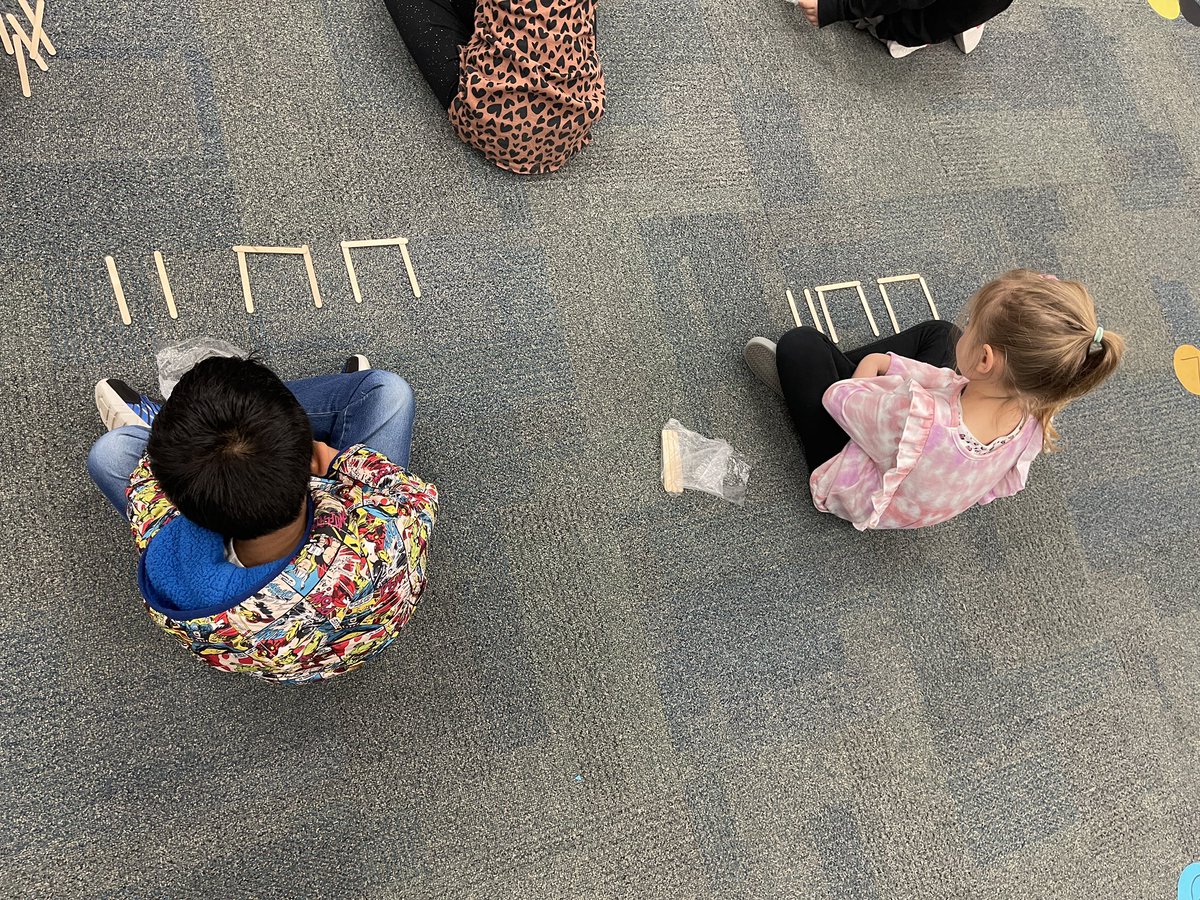 MrsSeddelmeyer's tweet photo. Proud of our Kinder friends. They are working on building rhythmic patterns using one and two sounds. @LightFarmsElem https://t.co/EQAfySZ9aO