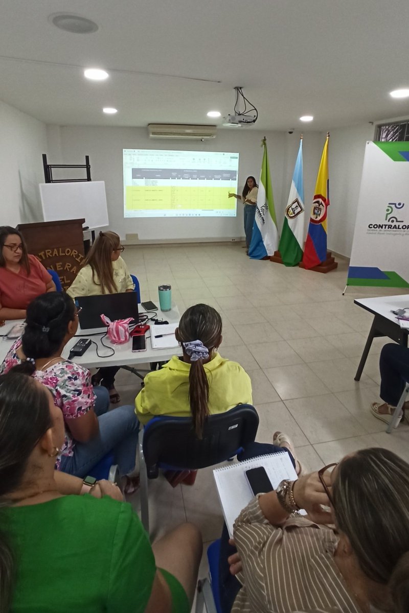 Contraloria_Cba's tweet photo. ¡Atención! Se dio inicio a la capacitación para funcionarios de la @Contraloria_Cba sobre procesos financieros, contables, auditoría y sujetos de control de entidades territoriales del área de Hacienda Pública.  1/2
#Capacitación #ContraloríaCórdoba #HaciendaPública https://t.co/Xb92Y1Ov8O