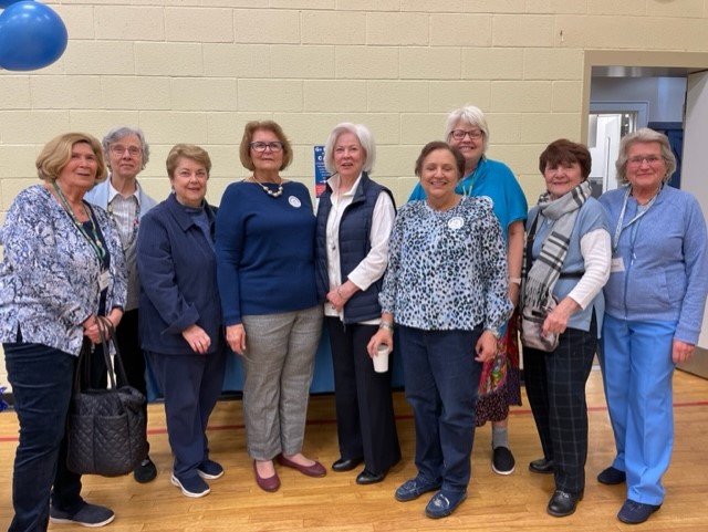 TMCMCH25's tweet photo. Go Blue f/CASA was a success @ our March Gen'l meeting many of our members wore blue in support of CASA &amp; Nat'l Child Abuse Prevention mos. Thanks to the generosity of members, TMC raised $180 f/CASA of Morris/Sussex Counties, which helps children in foster care. https://t.co/lDCHumMtmF