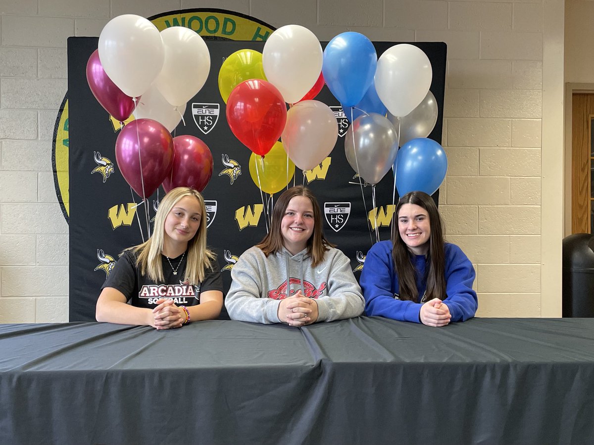 Wood_Vikings's tweet photo. Congrats to our 3 Wood Softball Seniors who celebrated their signing day today — Dakota Fanelli (Arcadia), Paige Ross (Gwynedd), and Riley Nolan (Elizabethtown).  Proud of you girls! ⁦@Wood_softball⁩ ⁦@ArchbishopWood⁩ https://t.co/tzX8kqqt88