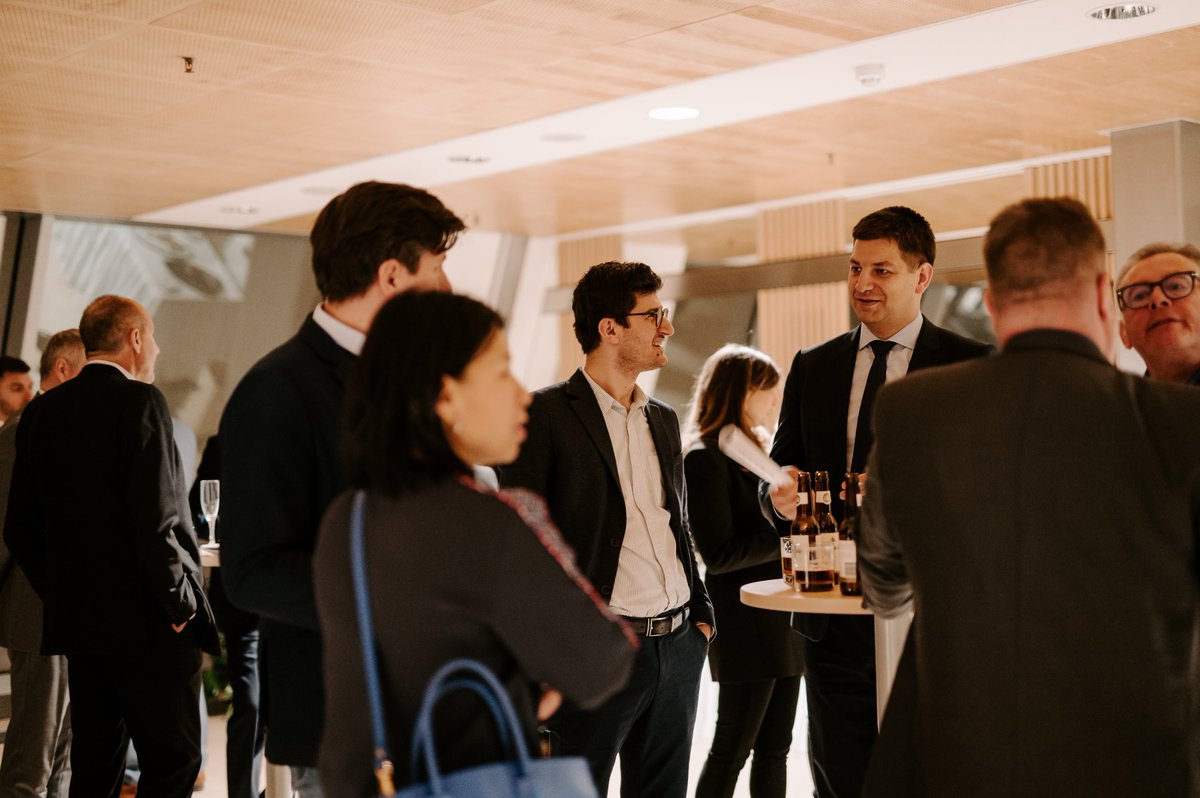 ccluxembourg's tweet photo. 🇱🇺🇱🇻 #LUinLATVIA 
In the context of the State Visit of H.R.H. the Grand Duke of Luxembourg, a business delegation has arrived in Riga today.
The business delegation led by CEO of the 
@ccluxembourg, @CarloThelen, comprises 20 companies. https://t.co/3zhLoxujME