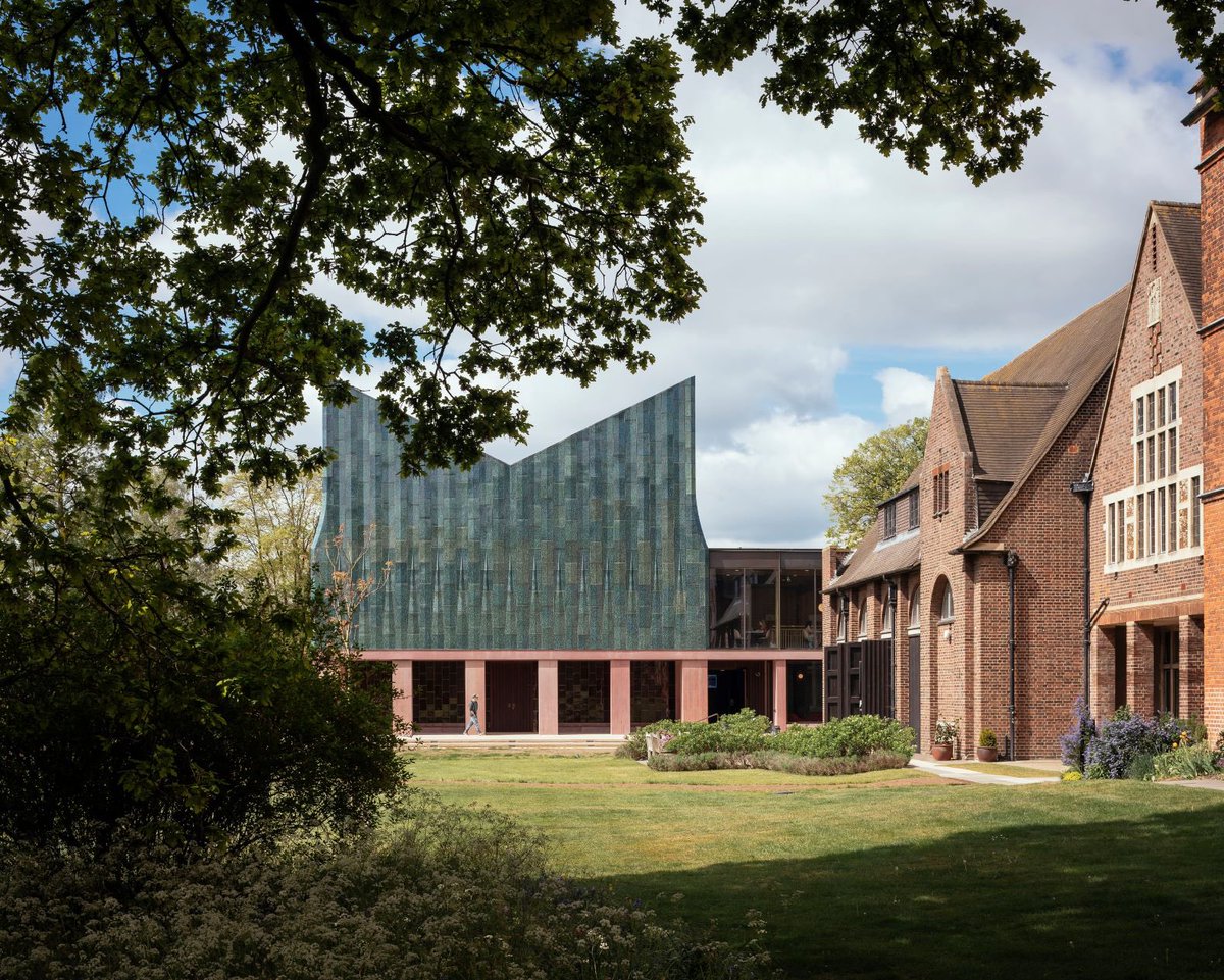 The Craftmanship Award – Winner awarded to Homerton College Dining Hall @HomertonCollege @FeildenFowles @BarnesConstrctn #CambsDesignAwards