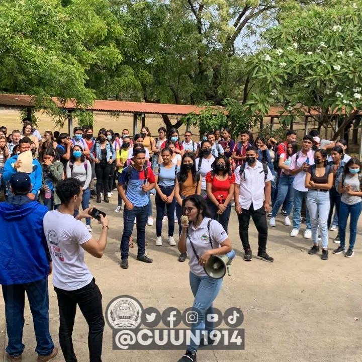 cuununan's tweet photo. Bienvenida Universitaria en las diferentes Facultades y Escuela de nuestra UNAN-LEÓN.

#CUUN1914 #BienvenidaUniversitaria #pelones2023 https://t.co/Mfsau1uzDG