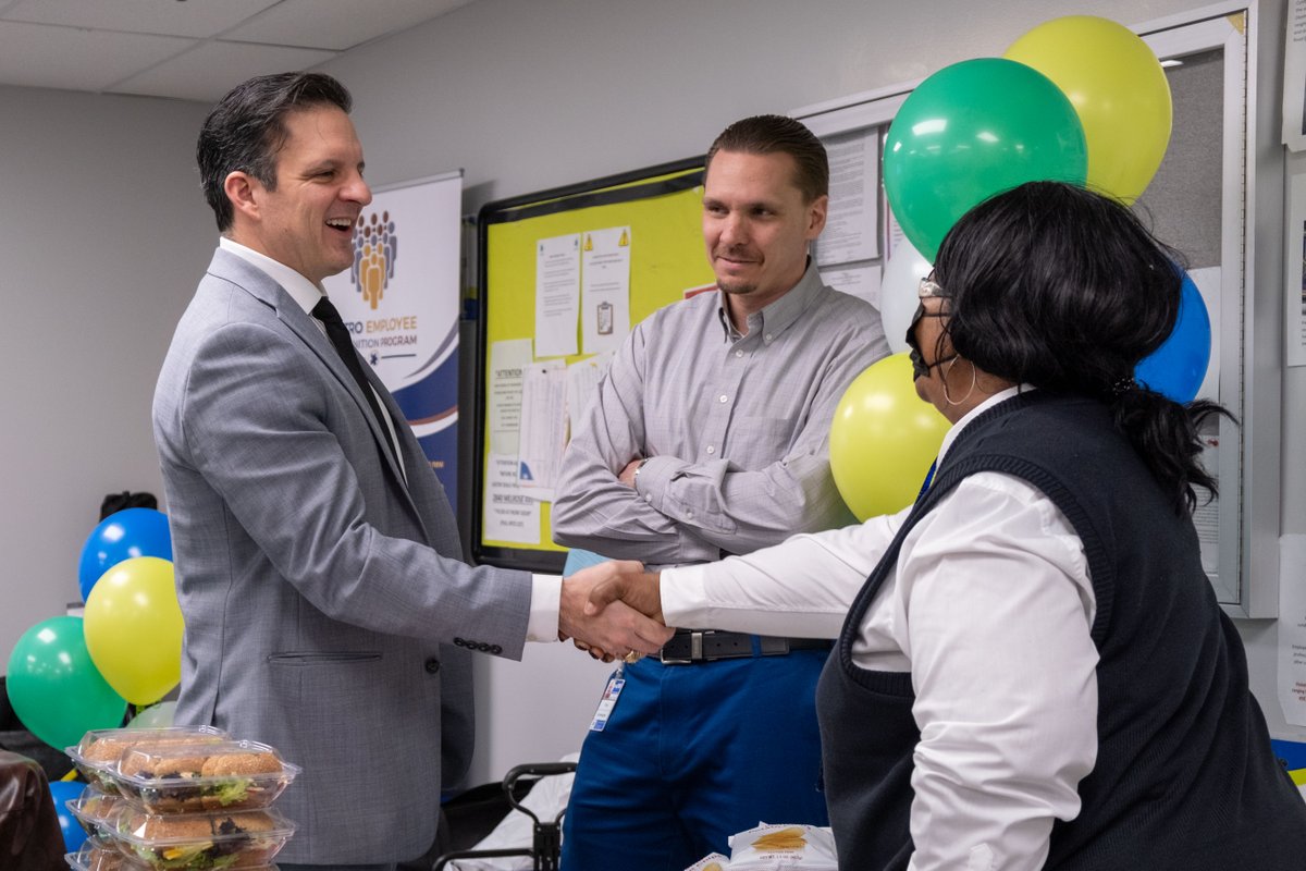 cincinnatimetro's tweet photo. We kicked off Transit Employee Appreciation Week by celebrating everyone at our Access facility with a catered lunch! These individuals are invaluable to our Access service and we can't thank them enough for their hard work. #ThanksMetro https://t.co/ggIrVXXdBP