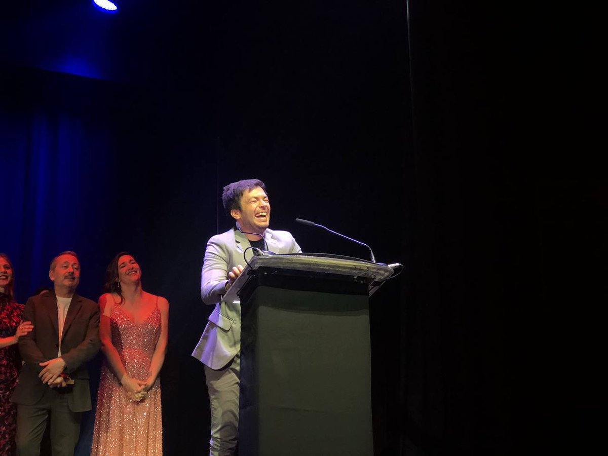 uniondeactores's tweet photo. ⭐️🏆🔊Carlos Serrano-Clark  recoge el premio a Mejor Actor Reparto Teatro de los #31PremiosUA |@krlserrano https://t.co/6V3gDg1KUy