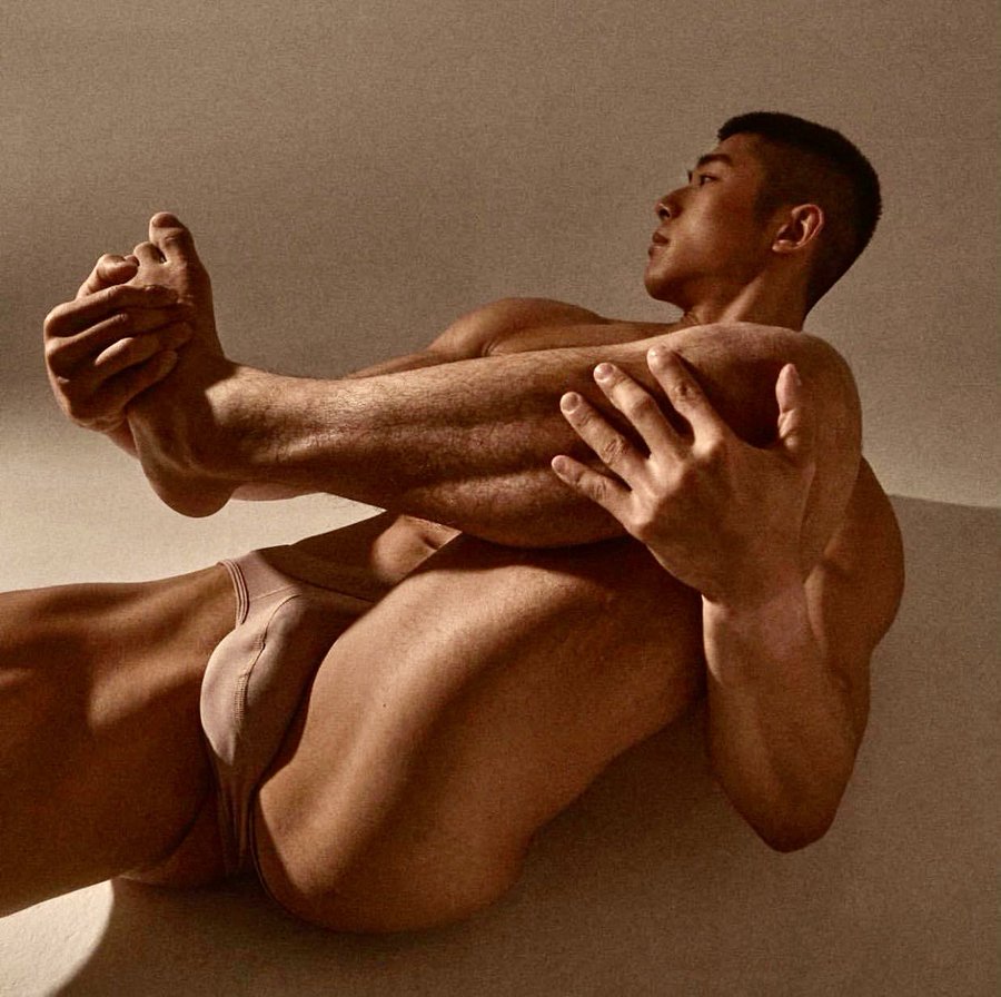 FrIS_NYWcAM5E3p?format=jpg&name=900x900