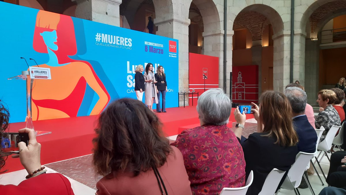 Luz Rello tweet media