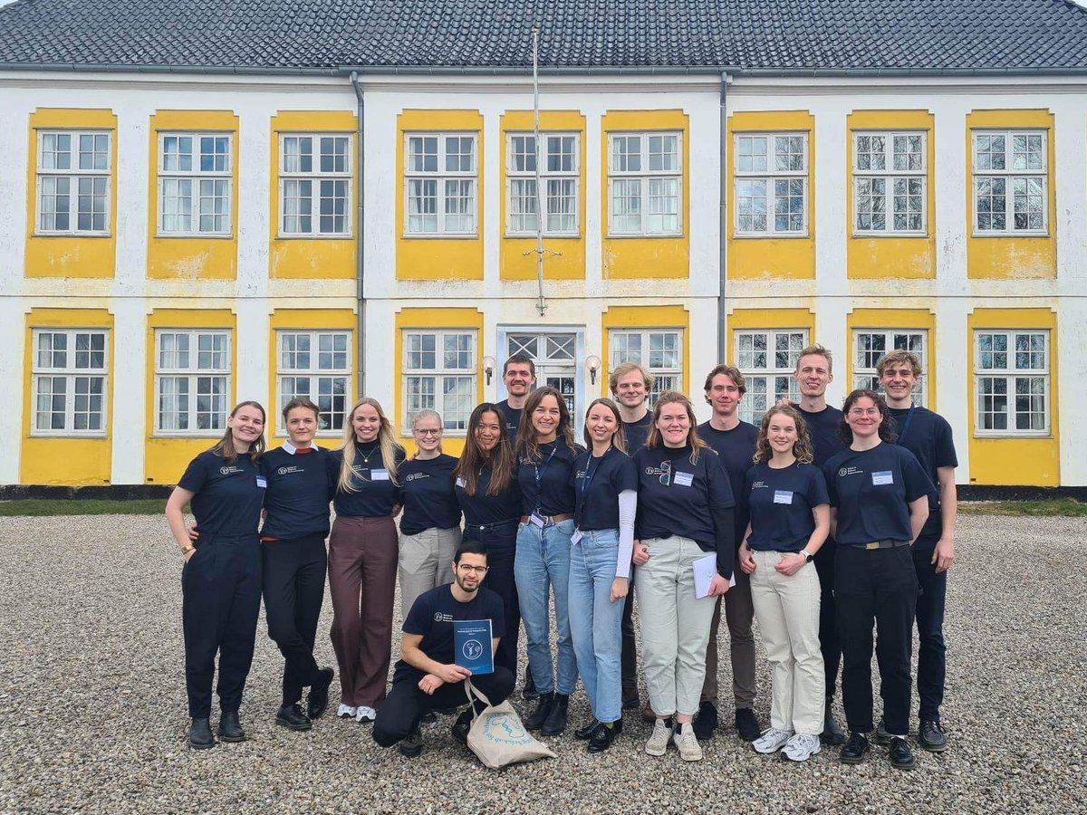 studmedmohab's tweet photo. Astounding Congress for Medical Student Research at @SandbjergGods. Thanks to all my collegues at the @DCEAarhus and all co-organizers of the event. Also, congratualtions to all the winners of the sessions (including me). 
Thanks to supervisor @Morten__Schmidt and @AarhusUni. https://t.co/q1byVr8Iz4