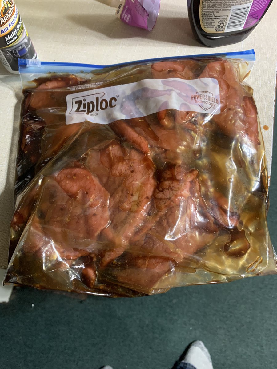 BlueDiggers's tweet photo. Home made beef jerky https://t.co/A0Ao7djiPh