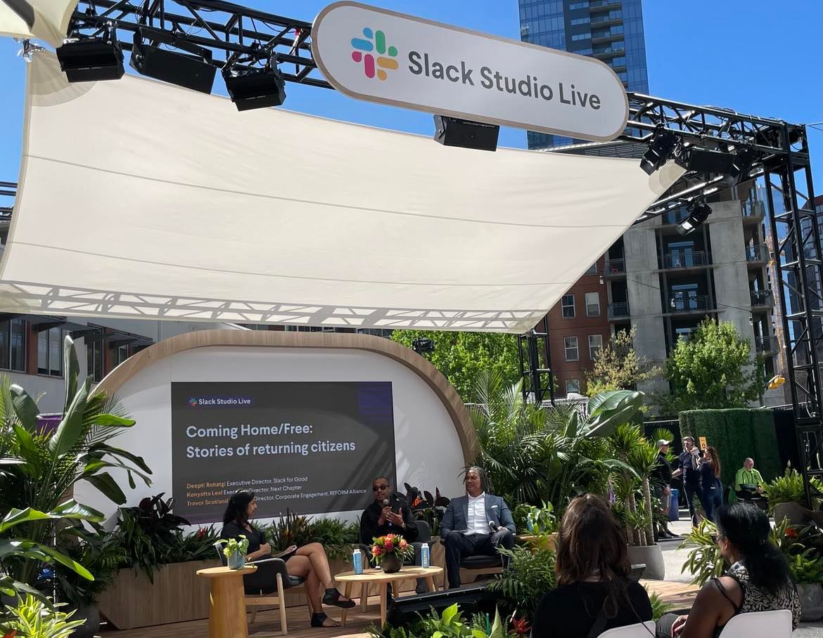 SlackHQ's tweet photo. "They don't lack drive, they don't lack skills, they lack opportunity."
-Trevor Scotland, Managing Director, Corporate Engagement, REFORM Alliance, on the importance of creating career pathways for formerly incarcerated individuals. #SlackSXSW https://t.co/D9s6FphH7V