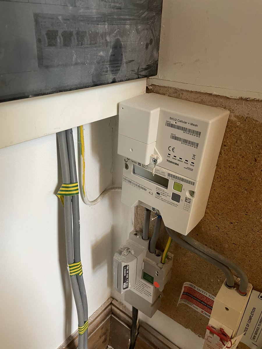 rbemery's tweet photo. So @SoEnergyUK , please advise when you will fix this ridiculous installation.  Just in case you can’t spot it, you’ve put the smart meter too close to the consumer unit and my electrician can’t open it to complete work. And after frequent calls and emails I have heard……Nothing https://t.co/yoGsr4WrEf