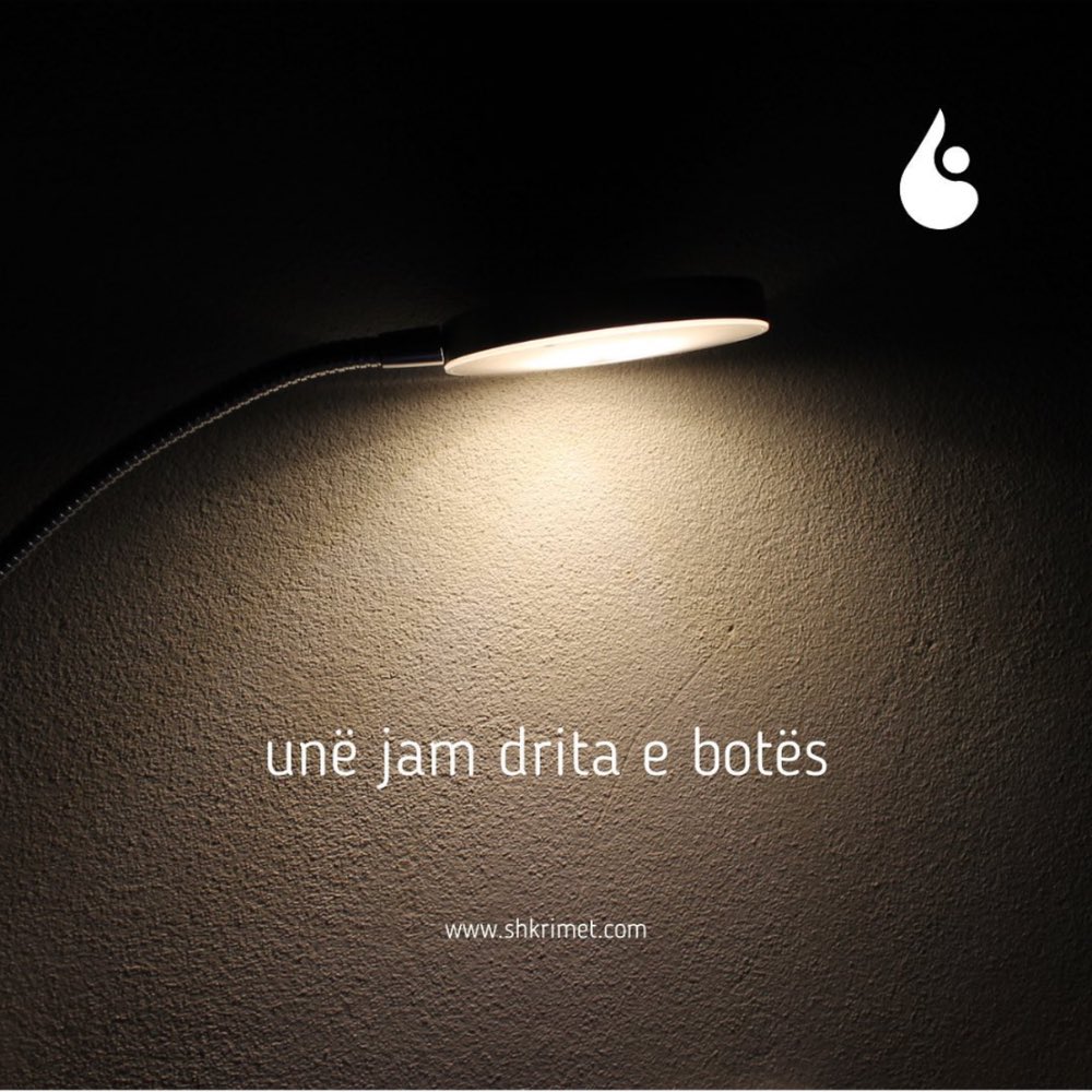 Zanafilla's tweet photo. unë jam #drita e botës. #shkrimet https://t.co/KWlVoS6Ftp