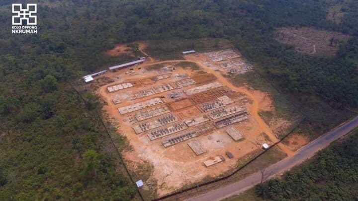 BoatengPrisca1's tweet photo. The agenda 111 is the greatest investment in this country’s health sector since independence.

This  is the Agenda 111 hospital in Ofoase/Ayirebi Constituency (Akyemansa District) which is progressing with a speed! 
#LeadershipOfService
#WorkingGovernment
#BuildingGhanaTogether https://t.co/uFkIaA7AcK