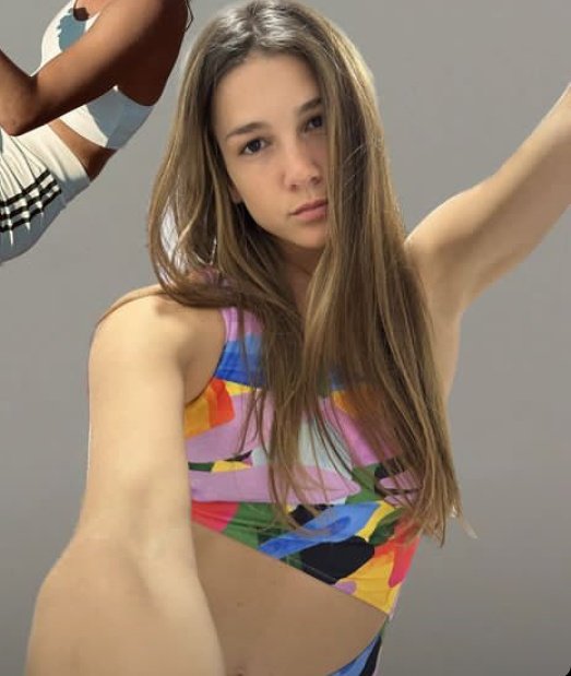 Yangın yeri buralar sayende...
🫠 #NisaBölükbaşı