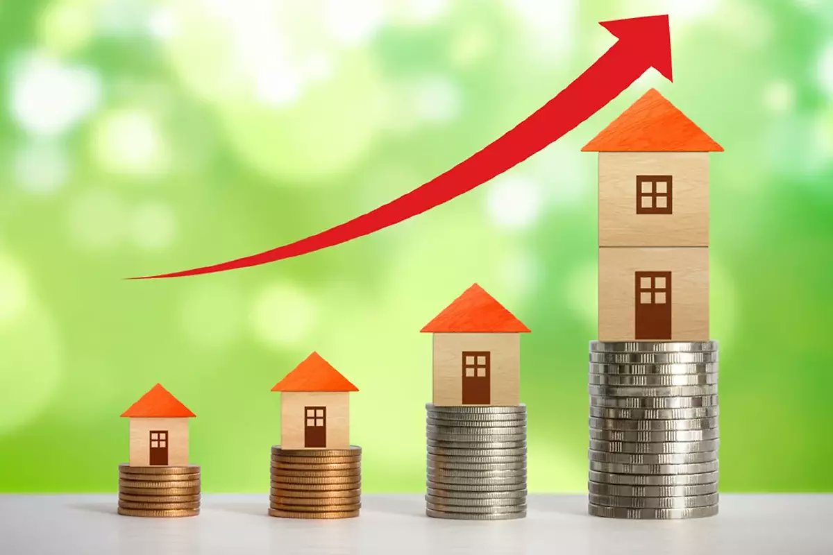 ratejab's tweet photo. Even the most optimistic projections of forecasters and consumers expect home prices to fall. https://t.co/0VHYG8zSNo https://t.co/7gc5zf14Em
