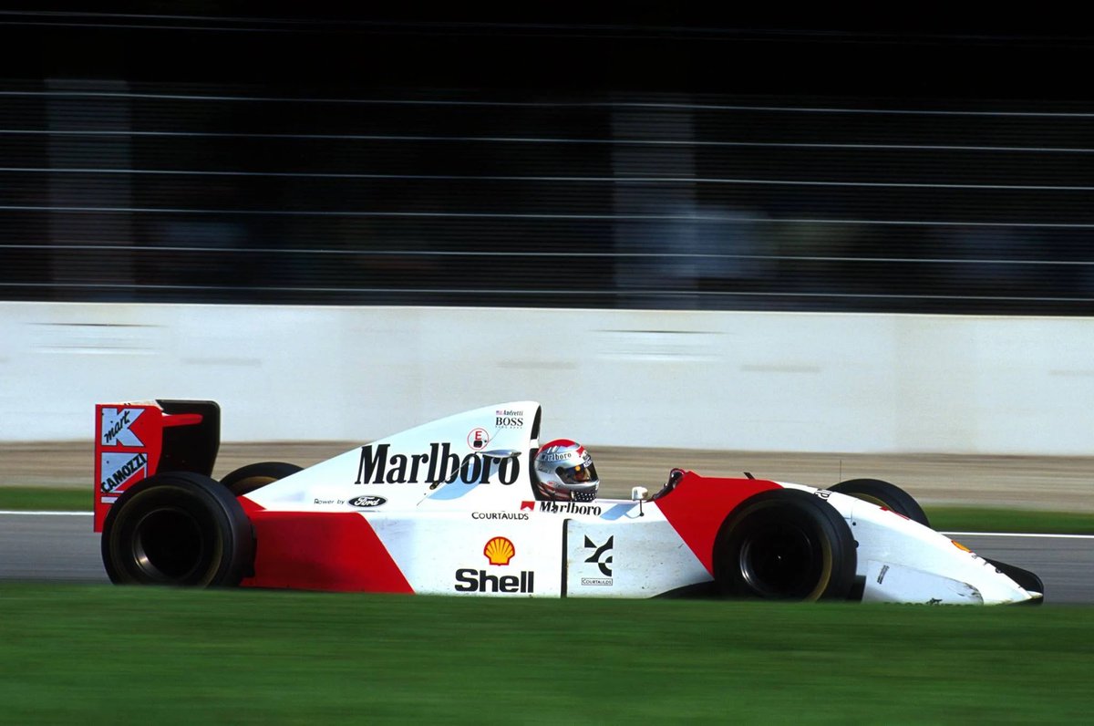 OneEyesOfRacing's tweet photo. This helmet … 🤩🇺🇸🏁 #michaelandretti #mclarenford #mclarenf1 #f11993 https://t.co/sW04tEnF0H