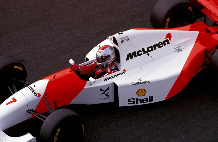 OneEyesOfRacing's tweet photo. This helmet … 🤩🇺🇸🏁 #michaelandretti #mclarenford #mclarenf1 #f11993 https://t.co/sW04tEnF0H