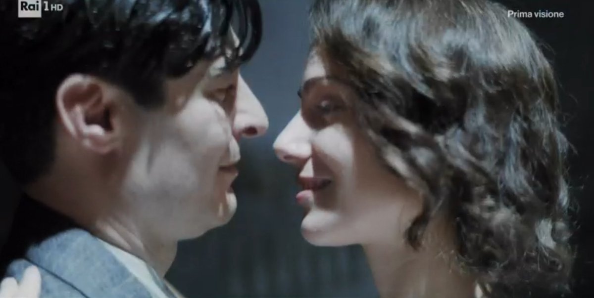 Senza dolore non c'è amore, ricordatelo 🤧 #ilcommissarioricciardi2