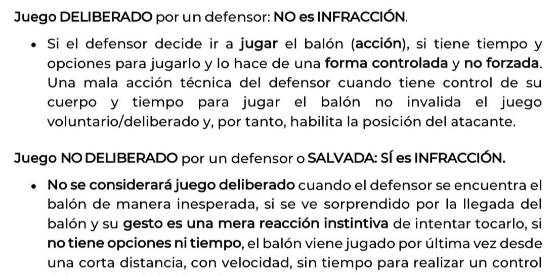 ArchivoVAR's tweet photo. 📺 Error grave del VAR en el NO penalti a favor del Girona. 

Giménez, que juega el balón de forma deliberada con tiempo y control sobre su acción, falla en su despeje y, por tanto, HABILITA a Castellanos. 

El VAR, incomprensiblemente, pasó por alto la normativa. ❌ https://t.co/qADTfvQlqO