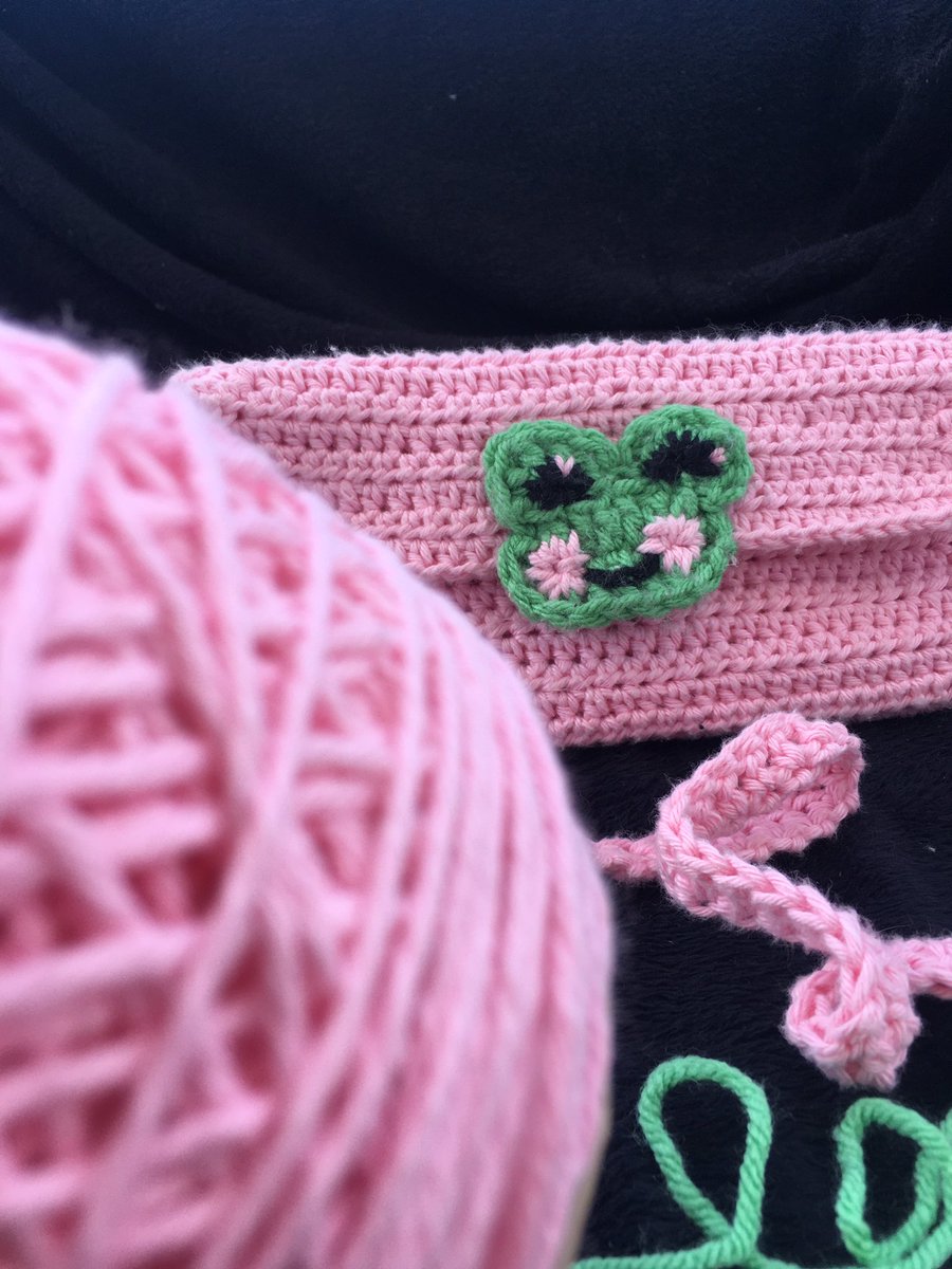 BoyoHilo98's tweet photo. Esta orden fue un reto! Porque nunca habia hecho una figura o algo con detalles, pero, TODO POR MIS BOYUELOS 😍 disponible por encargo #boyoehilocrochet #SmallBusines #supportlocal #madeinDR https://t.co/AGYcMSWn1K