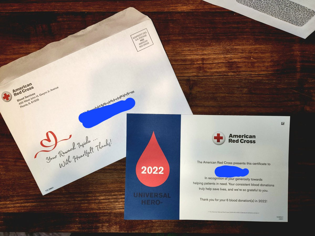 EmuJRossi's tweet photo. It's not that I need another t-shirt from the @RedCross, it's that it's kind of strange to be told you're getting one and receive a piece of paper #UniversalDonor https://t.co/6nUIfzUMns