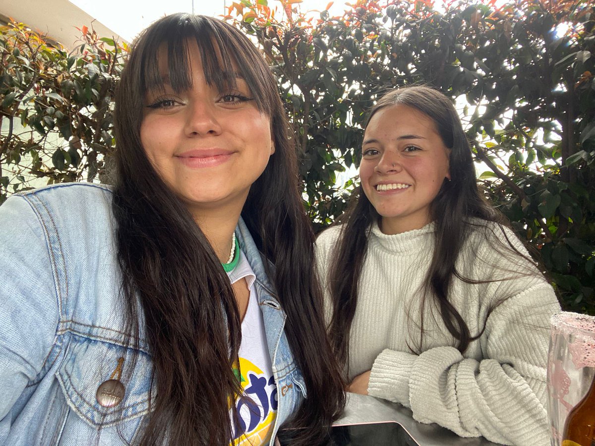 masmilow's tweet photo. No será la última cita, pronto estaremos de nuevo juntas, te amo aquí estoy, porque tú familia jamás te abandona💕❤️ te amo @Mariaaa_camilaa https://t.co/g4MDOWTToU