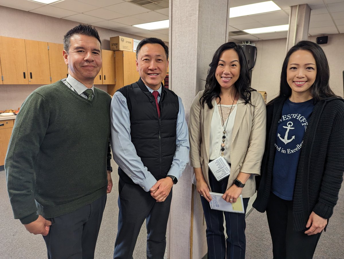jjkoh4's tweet photo. @WVUSD_Tweet @EvergreenWVUSD @westhoffschool @WalnutColts @vejarschool 
Grateful for school teams to work with @elevate2achieve to  reflect  &amp; plan Structured Collaboration. Raising collective efficacy, putting Kids First! https://t.co/0wMocggYAw