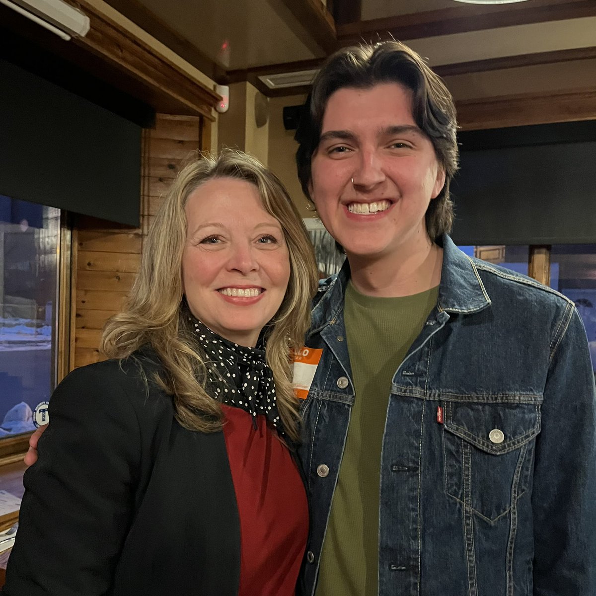 mikacress's tweet photo. It was so lovely to meet @maritstiles in Peterborough this evening. Such a kind and inspiring person that I’m so grateful to have at the helm of our party. https://t.co/30rccnEzLX
