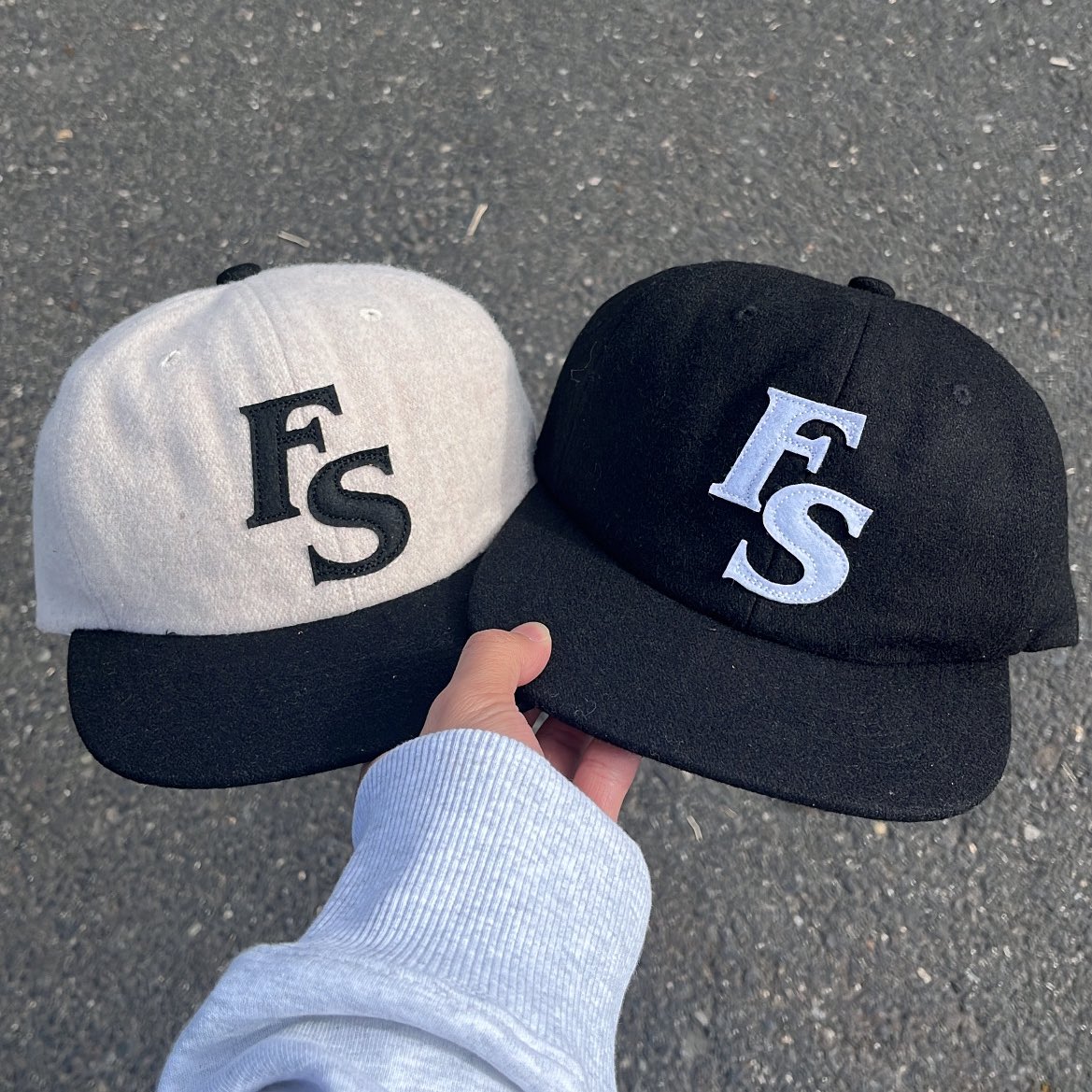 BeckerUBEEZY's tweet image. Just got my hats in today. Wool all over, felt letters, green satin underbrim, leather strap. I’m dropping them later this week after my giveaway. Follow my ig @ favstar.us &amp;amp; stay tuned