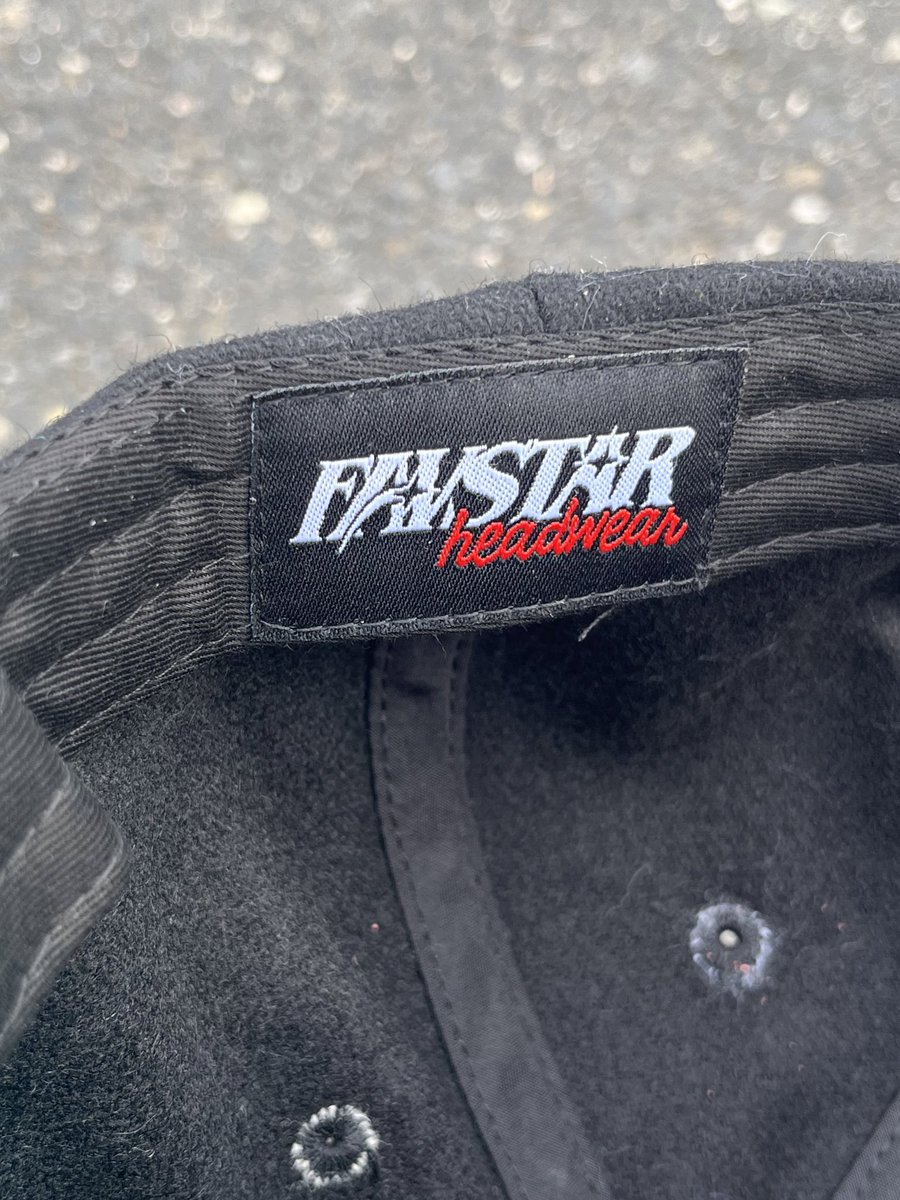 BeckerUBEEZY's tweet image. Just got my hats in today. Wool all over, felt letters, green satin underbrim, leather strap. I’m dropping them later this week after my giveaway. Follow my ig @ favstar.us &amp;amp; stay tuned