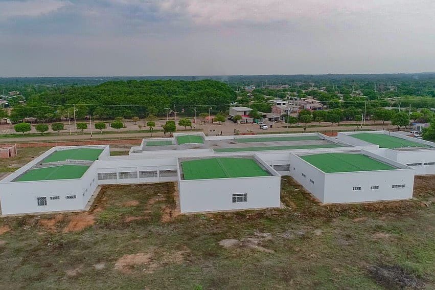 GobdelCesar's tweet photo. GobCesar asegura culminación del Hospital de La Loma, en El Paso. Se adjudicó ejecución de obras para concluir la construcción que estará listas en cuatro meses. https://t.co/5w4AdcX041