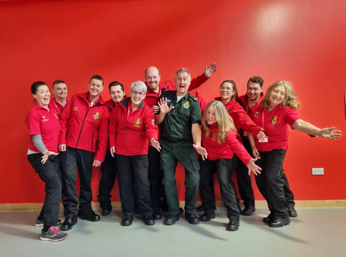 Here are some of our new CFRs receiving their Kit and certificates from Tony. Congratulations 🎉 <a href="/SECAmbulance/">South East Coast Ambulance</a>