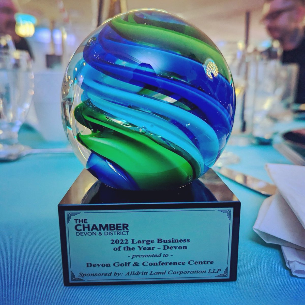 A big congrats to our Membership and Staff on winning the Large Business of the Year in Devon, AB for the 2022 season through The Chamber of Leduc, Nisku, Wetaskiwin and Regions. The awards Gala took place on March 11, 2022 at the Nisku Inn with over 370 people in attendance.