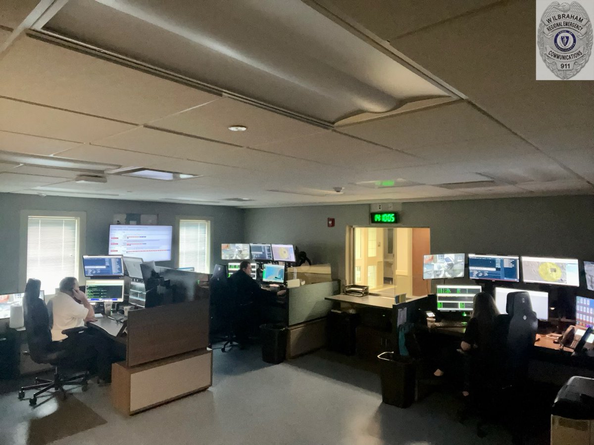 Wilbraham911's tweet photo. Wilbraham RECC Dispatchers are hard at work coordinating with town agencies to prepare for the projected snow storm !
Dispatchers work closely with DPW crews and other emergency responders from both communities to create a plan that will help keep everyone safe. #mawx #ma911 https://t.co/g78Tlh4Ruu