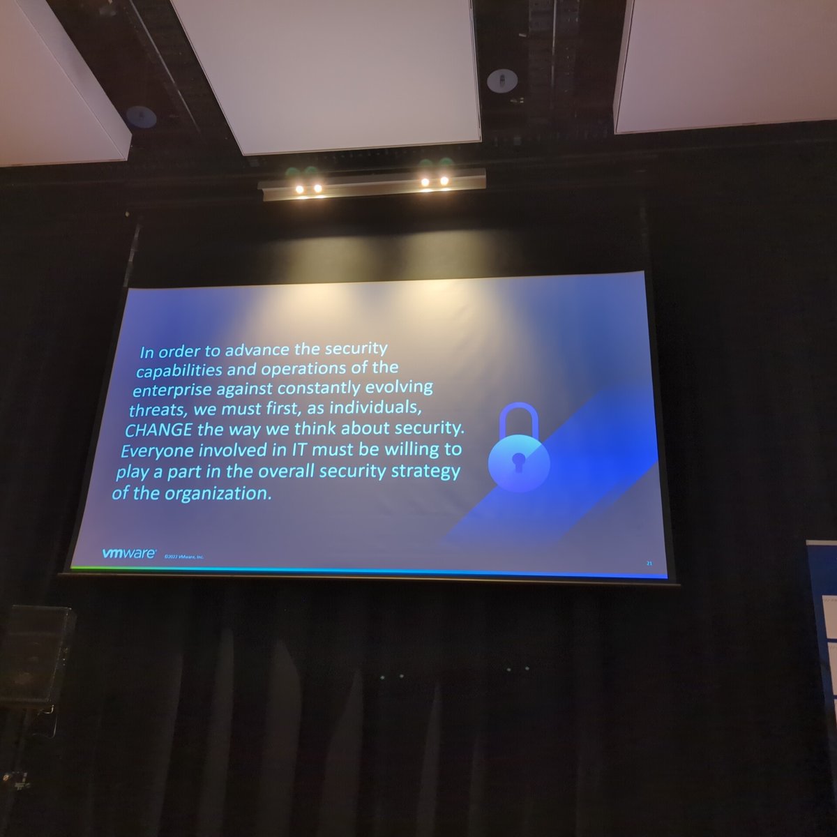 MyVMUG's tweet image. @hcmccain keynote, move from &quot;I&apos;m just the vSphere admin&quot; to &quot;How can I change the way I work to support the business&quot;.

#SecurityMindset 

@mvmug