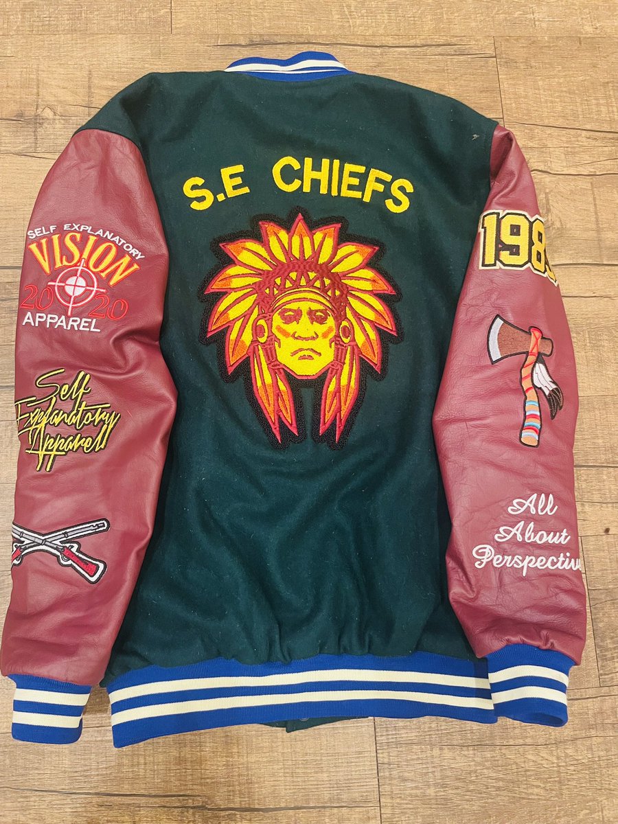 ImANiceLook's tweet photo. Wednesday 6PM @JaeSkeese on @BARSONI95  o yea S.E.A the LetterMan @SEApparel  🔥🔥 https://t.co/a1cw9ueJCI