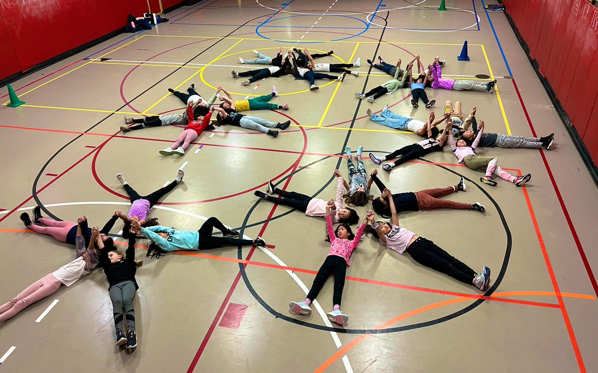 We can activate our star power for ourselves and for our friends! ⭐️ <a href="/NorthSideEW/">North Side School</a> <a href="/gotrlongisland/">Girls on the Run Long Island</a> #GOTRgirls 🏃‍♀️ 👟 💕