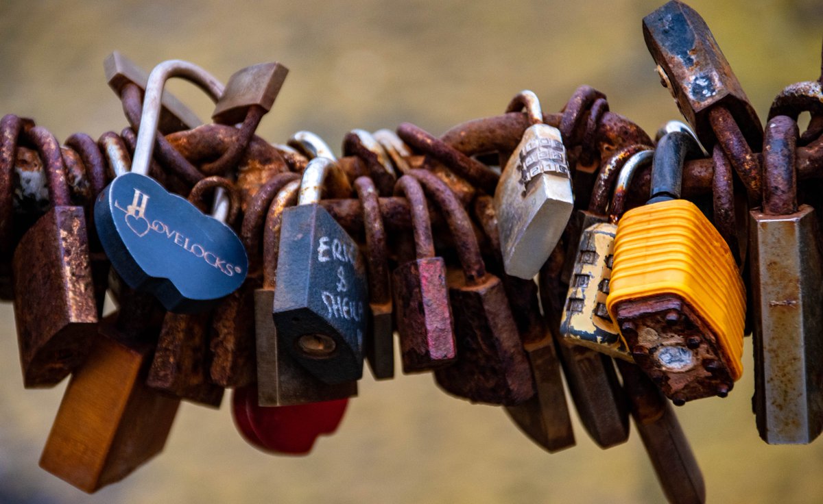 Eric and Sheila .....
#AlbertDock 
#Liverpool 
#LoveLocks