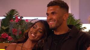 shrek_lover7's tweet photo. we’ve got our winners lads no need to worry  #loveisland https://t.co/f1JXseZkqK