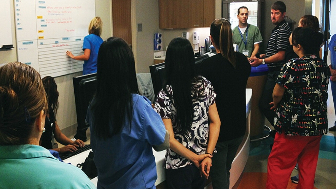 RSNA's tweet image. March 12-18 is #PatientSafetyAwarenessWeek. Harm from medical error is a difficult challenge in health care, including radiology. Here are some ways radiologists can help improve patient safety: bit.ly/2BXFmKA @RadioGraphics #RadSafety #PatientSafety