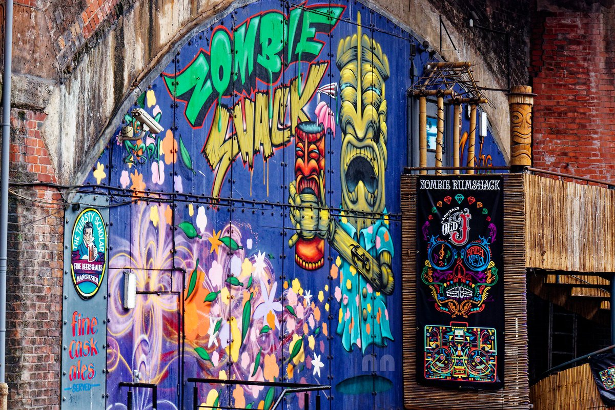 nya_zurc's tweet photo. Zombieeee....#graffiti #grafittiart #zombie #zombieapocalypse #zombierumshack #rum #rumshack #zombieinvasion #urbanphotography #streetphotography #photography #photo #photooftheday https://t.co/YIHwOpHsi5