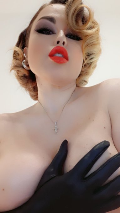 On #worshipherass #latex #cuckoldstories https://t.co/q7LSjblwr5<a href="/tag/worshipherass"class="tags">#worshipherass</a><a href="/tag/latex"class="tags">#latex</a><a href="/tag/cuckoldstories"class="tags">#cuckoldstories</a>