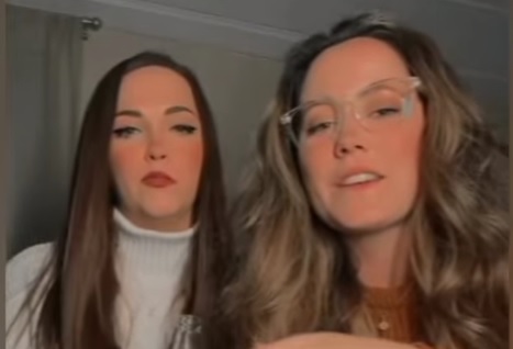 'Teen Mom' News Pile: Jenelle Evans blames MTV for her lack of friends; Kail Lowry reveals where her relationship with Elijah Scott stands & more #TeenMom news: https://t.co/7YmmW3aWFh https://t.co/DdzDoO9kHJ