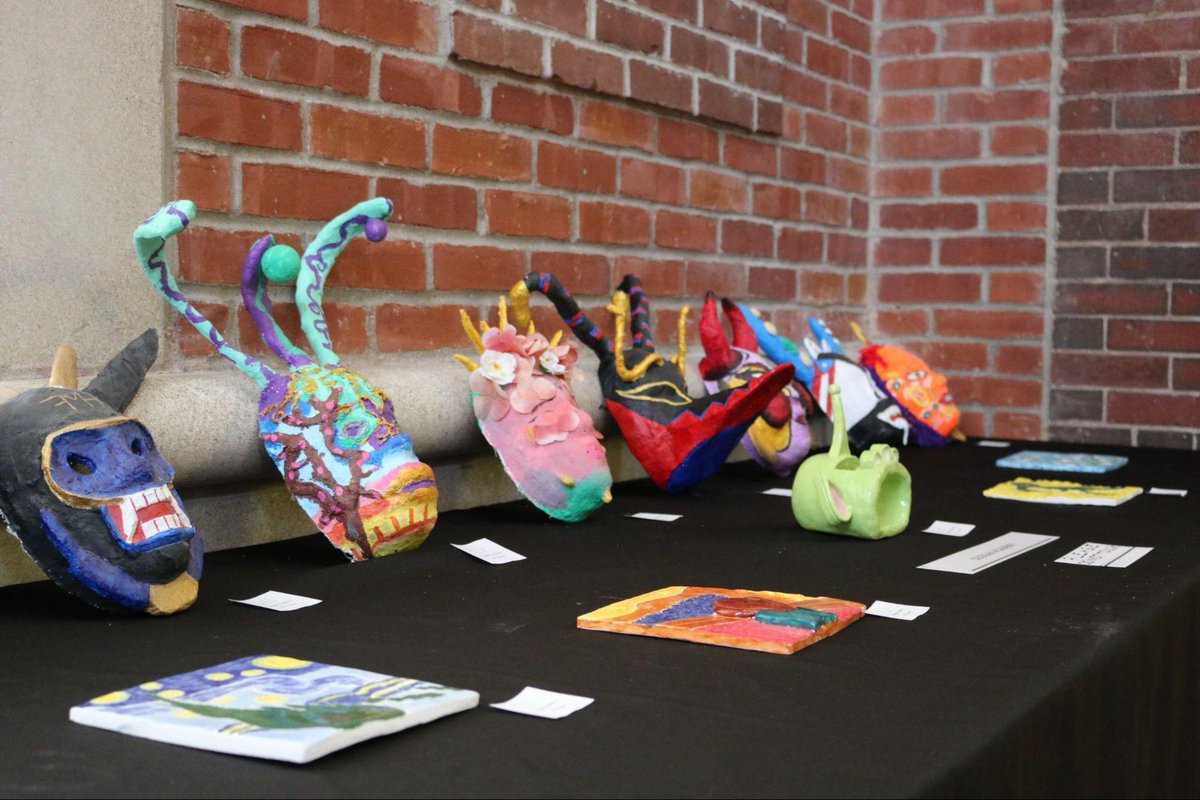 SpfldMuseums's tweet image. Embrace #NationalYouthArtMonth #AtTheMuseums!
Sunday, March 19 is your last day to wander through the rows of art from students at over fifty Springfield schools!
springfieldmuseums.org/exhibitions/sp…
@SpringfieldK12