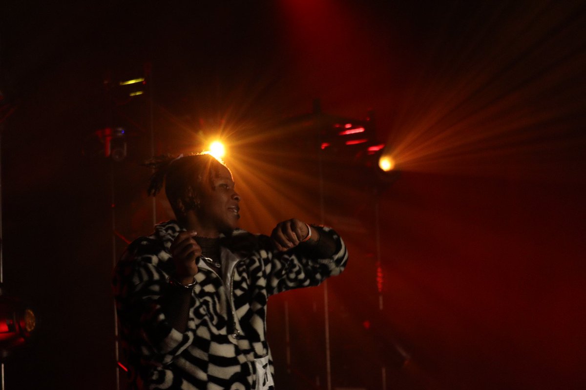 YenaPooch's tweet photo. Last from #DIGIFESTXMFF from @MAJICREC. Gonna try and catch them at FWA again.
@flytothenight
@GOJIIMUSIC
@SUDONORMI
(And I'm so sorry I don't have the @ for the fourth) https://t.co/mA9dCXN5xq