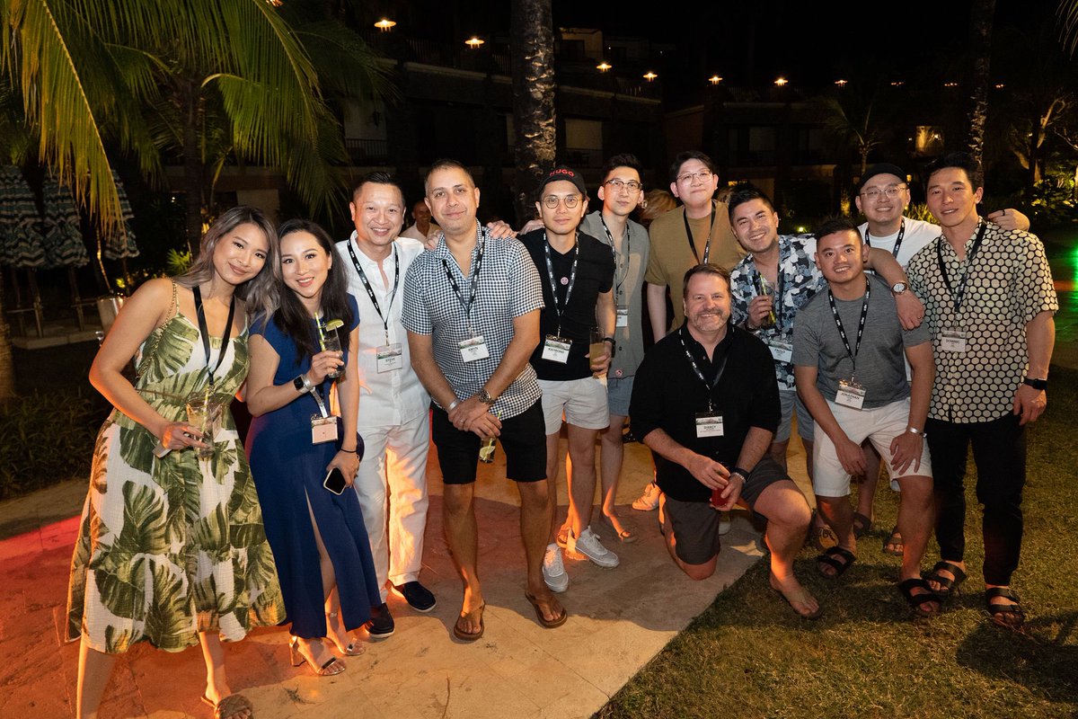 I was humbled and honoured to be recognized as a <a href="/TD_Canada/">TD (Canada)</a> #ICON winner in Costa Rica along with other top-performing Mobile Mortgage Specialists.

Thank you to my leaders, <a href="/GaryAulakh_TD/">Gary Aulakh</a> and <a href="/ccchangling/">CC Chang</a>, and my customers for their trust and support. 🏡💚

#TD #CustomerObsessed