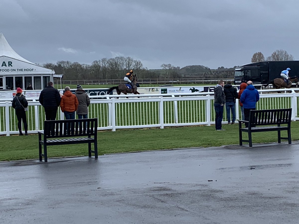 Preparation for <a href="/CheltenhamRaces/">CheltenhamRacecourse</a> tomorrow. 

Not a dime returned, but still a cracking day at <a href="/stratfordraces/">Stratford Racecourse</a> with <a href="/GHicky/">Graeme Hudson</a> &amp; Beeley!