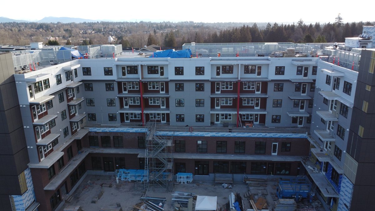 VanMarInc's tweet photo. We are making the most of the nice weather at our Options project in Surrey. Siding and paint is progressing and we are preparing to mobilize landscapers for the courtyard area. #NewCommonsDevelopmentConsultants #BoniMadisonArchitects https://t.co/jKKB9zOc13