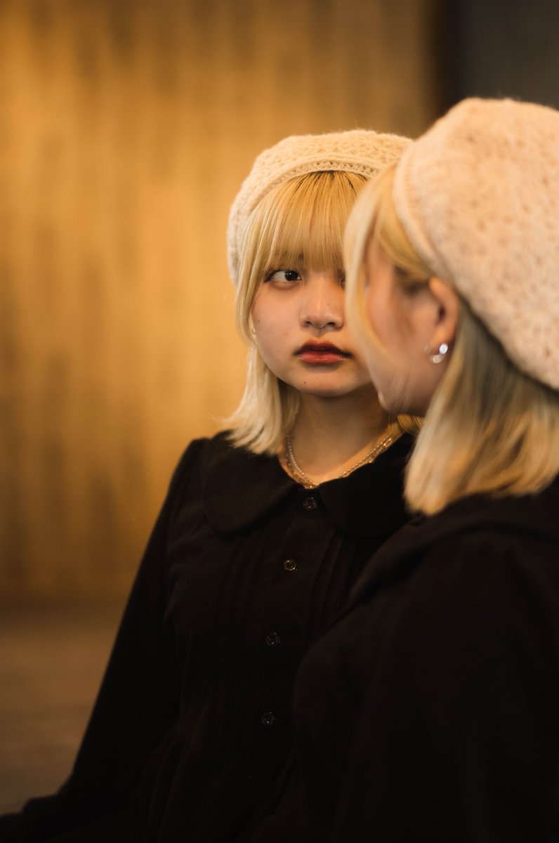 jmgr8U7MbYbW88R's tweet photo. おはようございます。
「鏡」
model:猫宮エル @nya__nps @SSR_KANSAI
#studioROOT https://t.co/iRkCsS2FbW