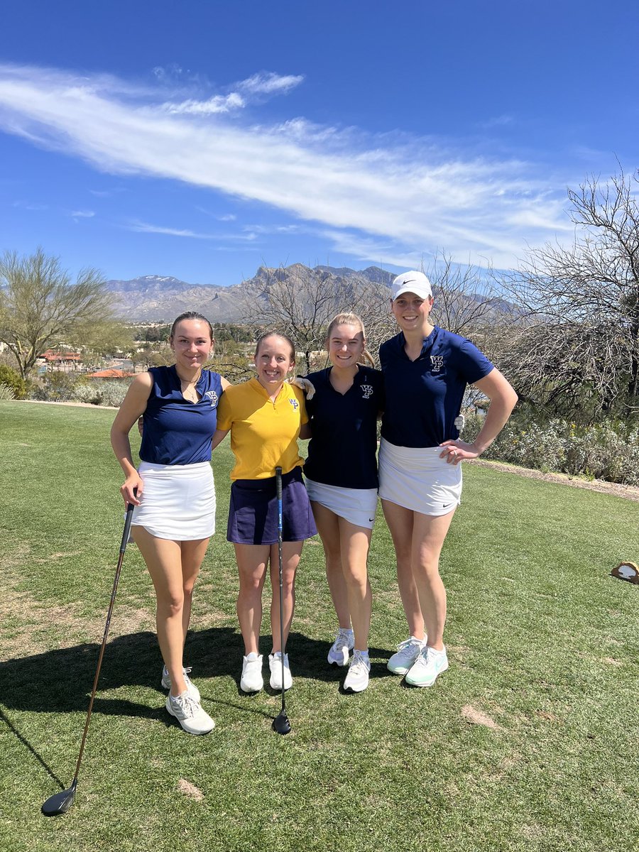 WPUWomensGolf's tweet photo. And we’re off on our first round of Spring Training!
Thank you to all of our friends and family who helped us raise the funds to be able to come out to Tuscon 💙💛
#MakingOurStatement #AZ23 https://t.co/tnnV2ApG4w